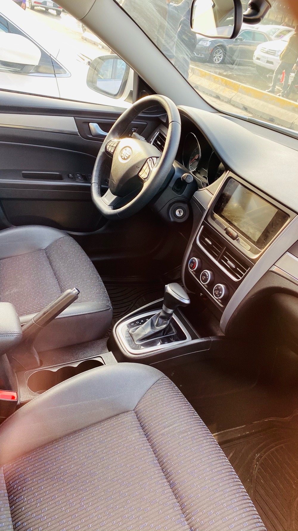 فاو بسترن B30